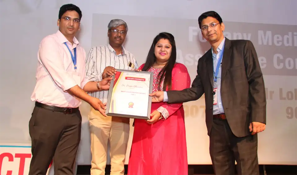 award-img