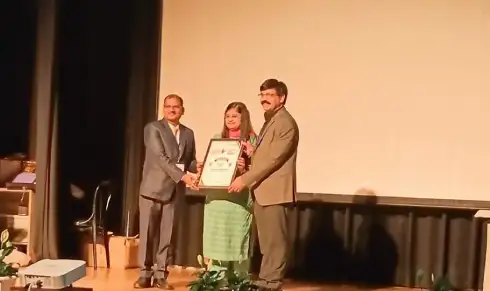 award-img