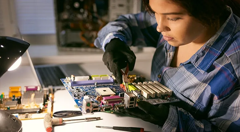 Bridging VLSI Design and Networking Technologies: Connecting Chips!