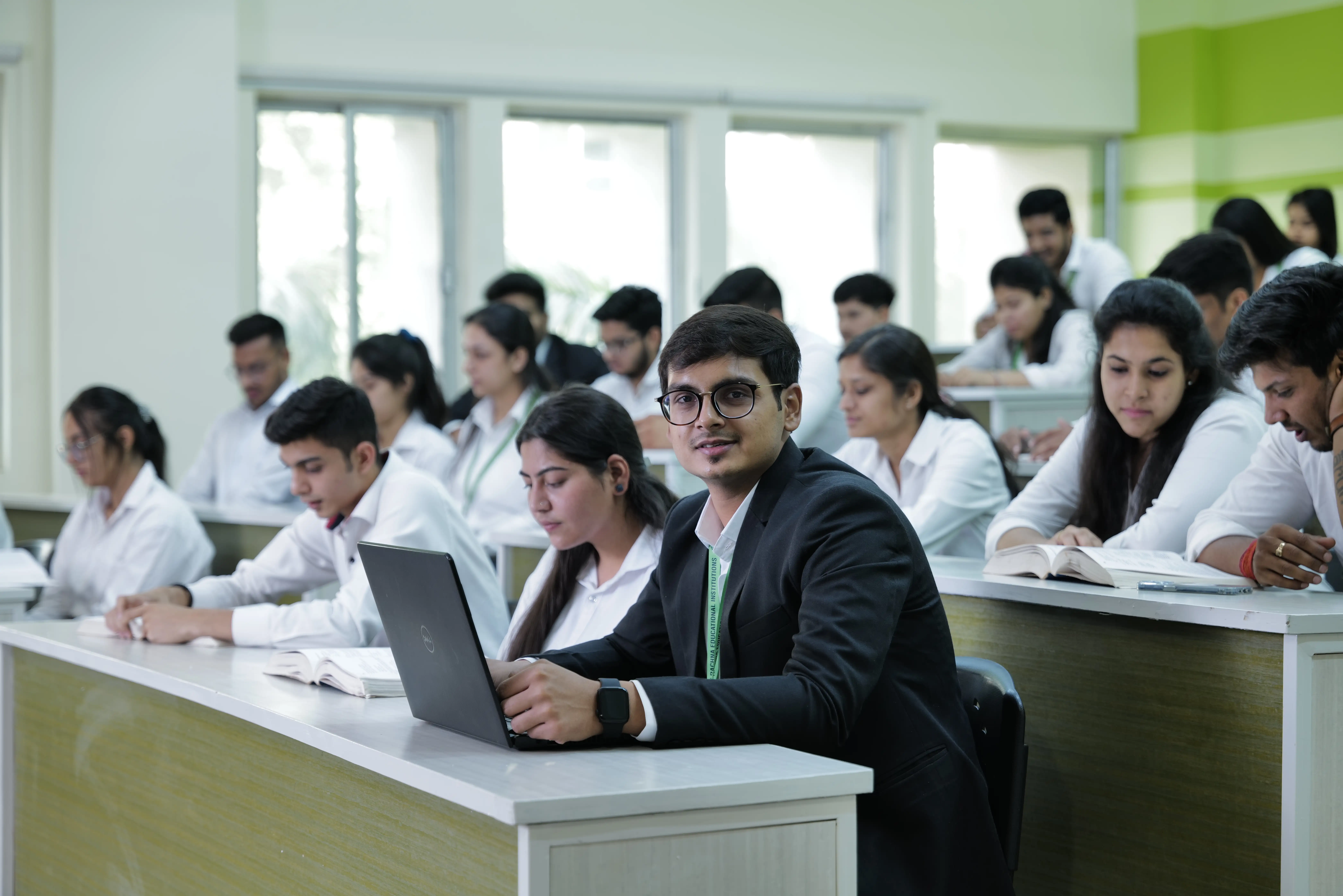 <span class=' mriirs-solm-bnr1-head1'>Ranked amongst top 5 B-Schools</span>