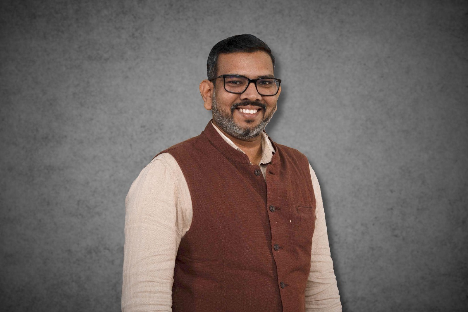 dr-sachin_lakra