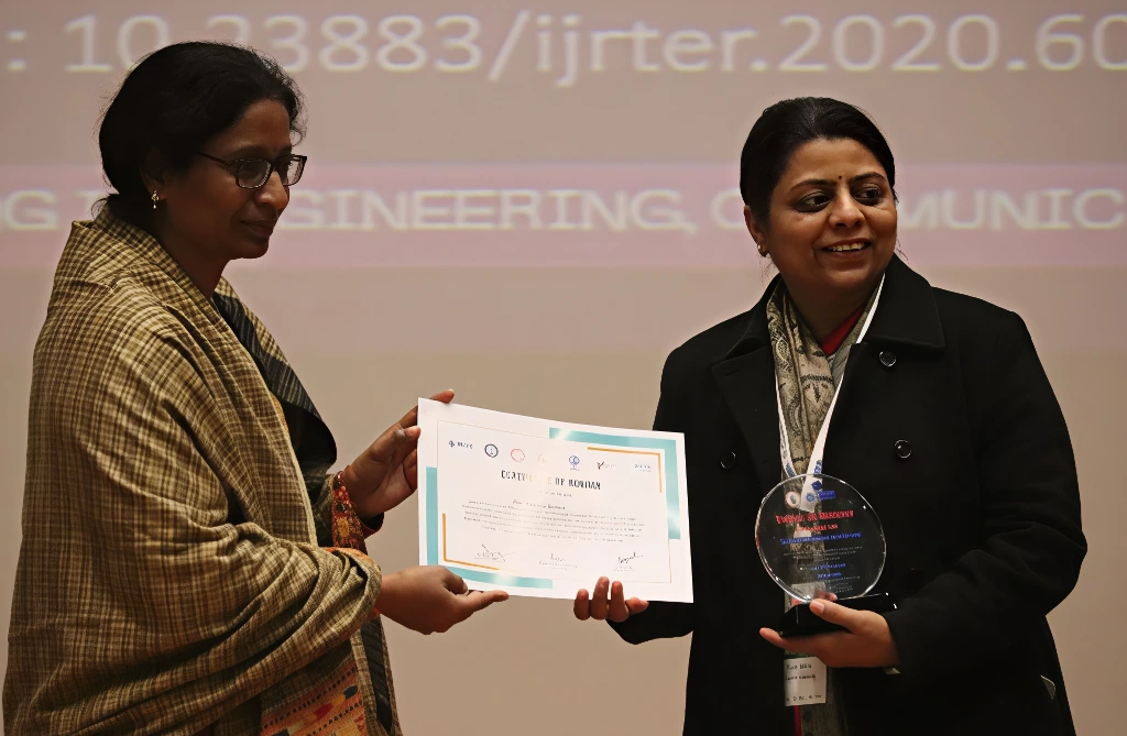 award-img